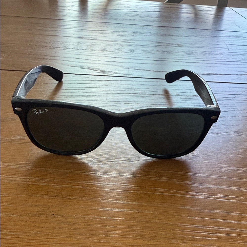 Ryan Ban. Wayfarer, polarized black sunglasses. Great condition.